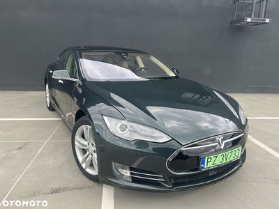 Tesla Model S Standard