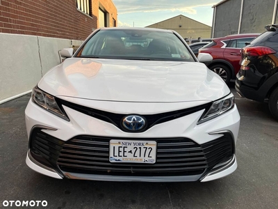 Toyota Camry 2.5 Hybrid Prestige CVT