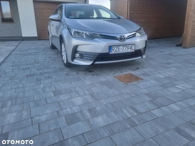 Toyota Corolla 1.6 Premium