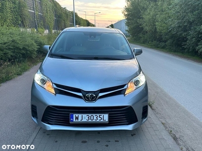 Toyota Sienna 3.5 V6