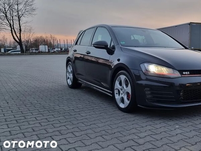 Volkswagen Golf VII 2.0 TSI BMT GTI Performance