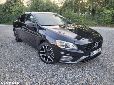 Volvo S60 T5 Drive-E R-Design Momentum