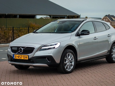 Volvo V40 Cross Country T4 AWD Geartronic Summum