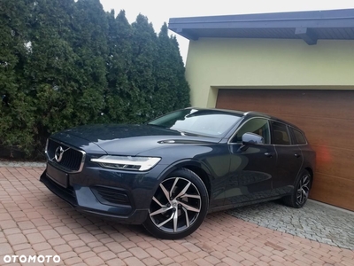 Volvo V60 D4 Momentum Pro