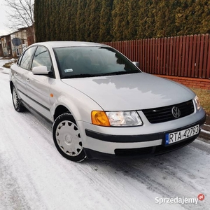 Wolkswagen passat 1.6 Benzyna