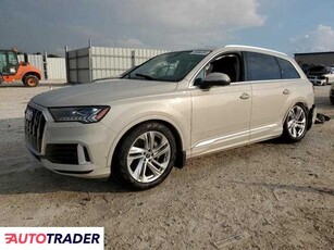 Audi Q7 3.0 benzyna 2022r. (ARCADIA)