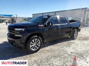 Chevrolet Silverado 5.0 benzyna 2019r. (ARCADIA)