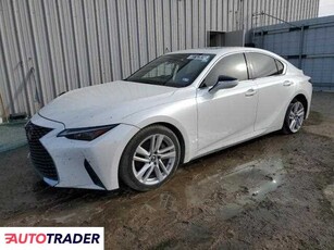 Lexus IS 2.0 benzyna 2021r. (AMARILLO)