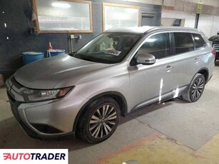 Mitsubishi Outlander 2.0 benzyna 2019r. (INDIANAPOLIS)