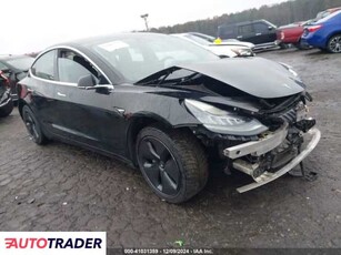 Tesla Model 3 benzyna 2019r. (LAKE CITY)