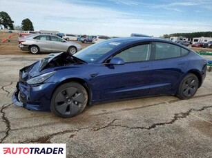 Tesla Model 3 benzyna 2023r. (LONGVIEW)