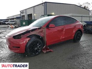 Tesla Model Y benzyna 2023r. (GASTONIA)