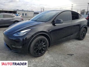 Tesla Model Y benzyna 2023r. (SUN VALLEY)