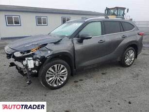 Toyota Highlander 2.0 benzyna 2023r. (AIRWAY HEIGHTS)