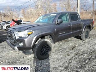 Toyota Tacoma 3.0 benzyna 2021r. (MARLBORO)