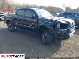 Toyota Tacoma 3.0 benzyna 2021r. (SAYREVILLE)