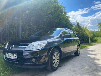 Używane Opel Astra - 16 000 PLN, 177 000 km, 2009