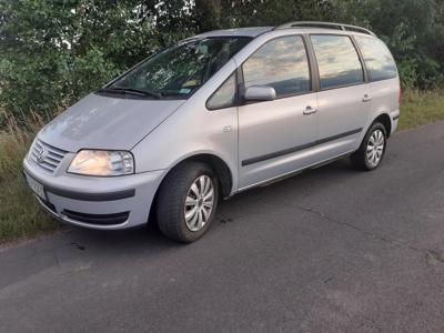 Używane Volkswagen Sharan - 12 600 PLN, 302 000 km, 2003