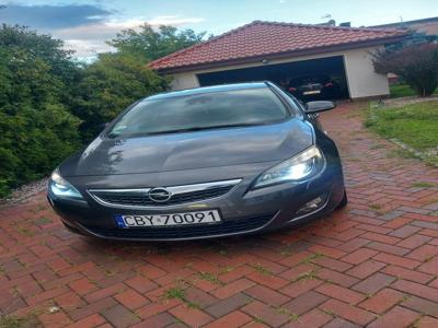 Używane Opel Astra - 34 000 PLN, 206 000 km, 2012