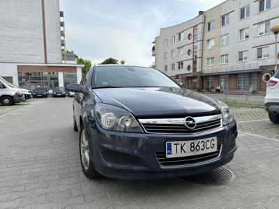 Używane Opel Astra - 15 600 PLN, 203 500 km, 2008