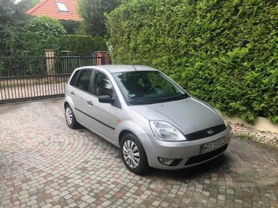 Używane Ford Fiesta - 4 600 PLN, 200 800 km, 2003