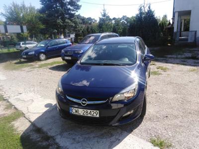 Używane Opel Astra - 19 900 PLN, 250 000 km, 2013