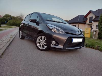 Używane Toyota Yaris - 45 800 PLN, 31 600 km, 2014