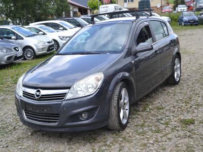 Używane Opel Astra - 8 900 PLN, 360 000 km, 2009