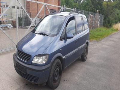 Używane Opel Zafira - 5 499 PLN, 265 499 km, 1999