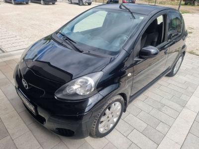 Używane Toyota Aygo - 12 900 PLN, 2 600 000 km, 2011