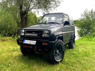 Używane Daihatsu Feroza - 17 755 PLN, 24 850 km, 1994