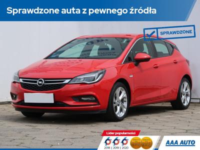 Używane Opel Astra - 56 000 PLN, 146 296 km, 2016