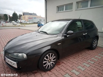 Alfa Romeo 147 1.6 T.S Distinctive