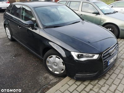 Audi A3 1.6 TDI Sportback (clean diesel) S line Sportpaket