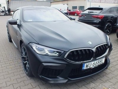 BMW M8 sedan (limuzyna)