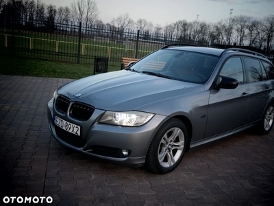 BMW Seria 3 318d