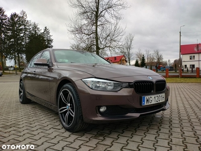 BMW Seria 3 318d