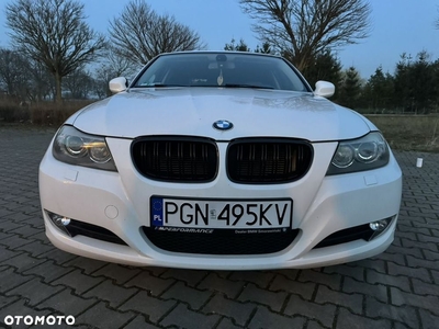 BMW Seria 3 318d DPF Touring