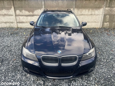 BMW Seria 3 318d DPF Touring