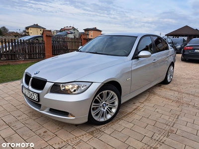 BMW Seria 3 318i