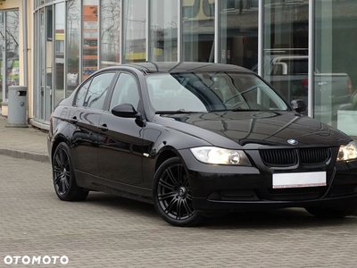 BMW Seria 3 318i