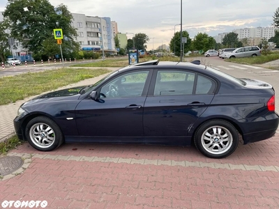 BMW Seria 3 318i