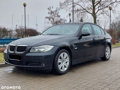 BMW Seria 3 318i Edition Sport