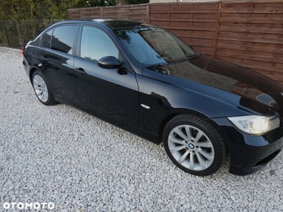 BMW Seria 3 320i