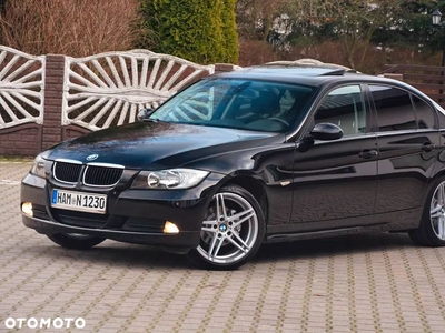 BMW Seria 3 320i