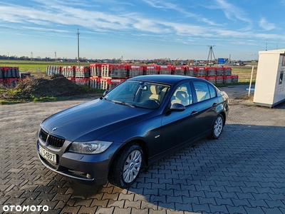 BMW Seria 3 320i