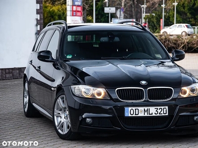 BMW Seria 3 320i Touring Edition Exclusive