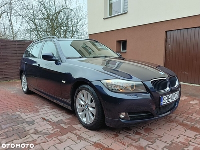 BMW Seria 3 320i Touring Edition Exclusive