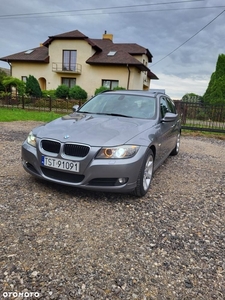 BMW Seria 3 320i Touring Edition Exclusive