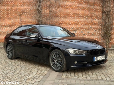 BMW Seria 3 330d DPF Touring Edition Sport